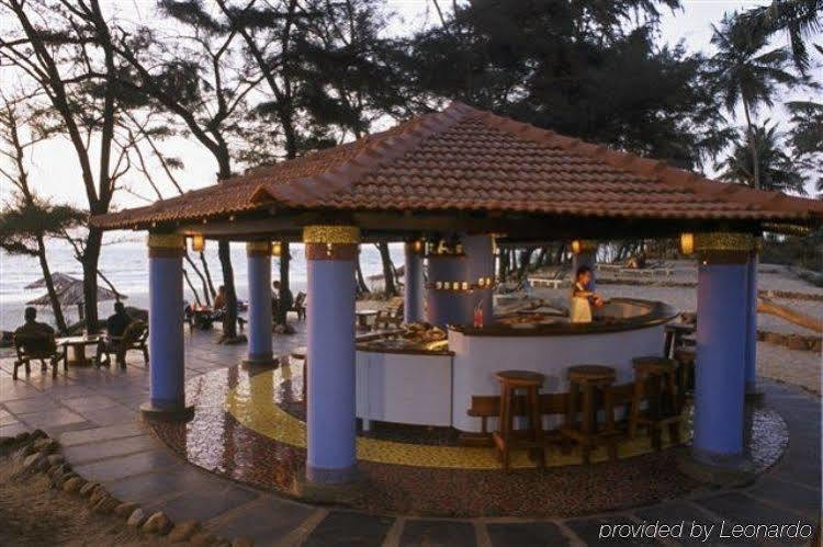 Varca Palms Beach Resort エクステリア 写真